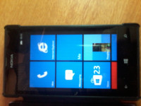 Black Nokia Lumia 520