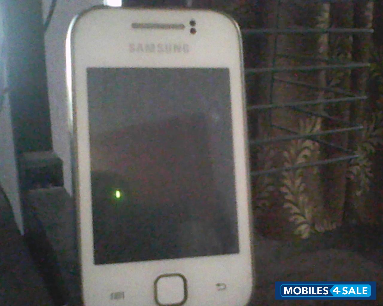 White Samsung Galaxy Y Color Plus S5360