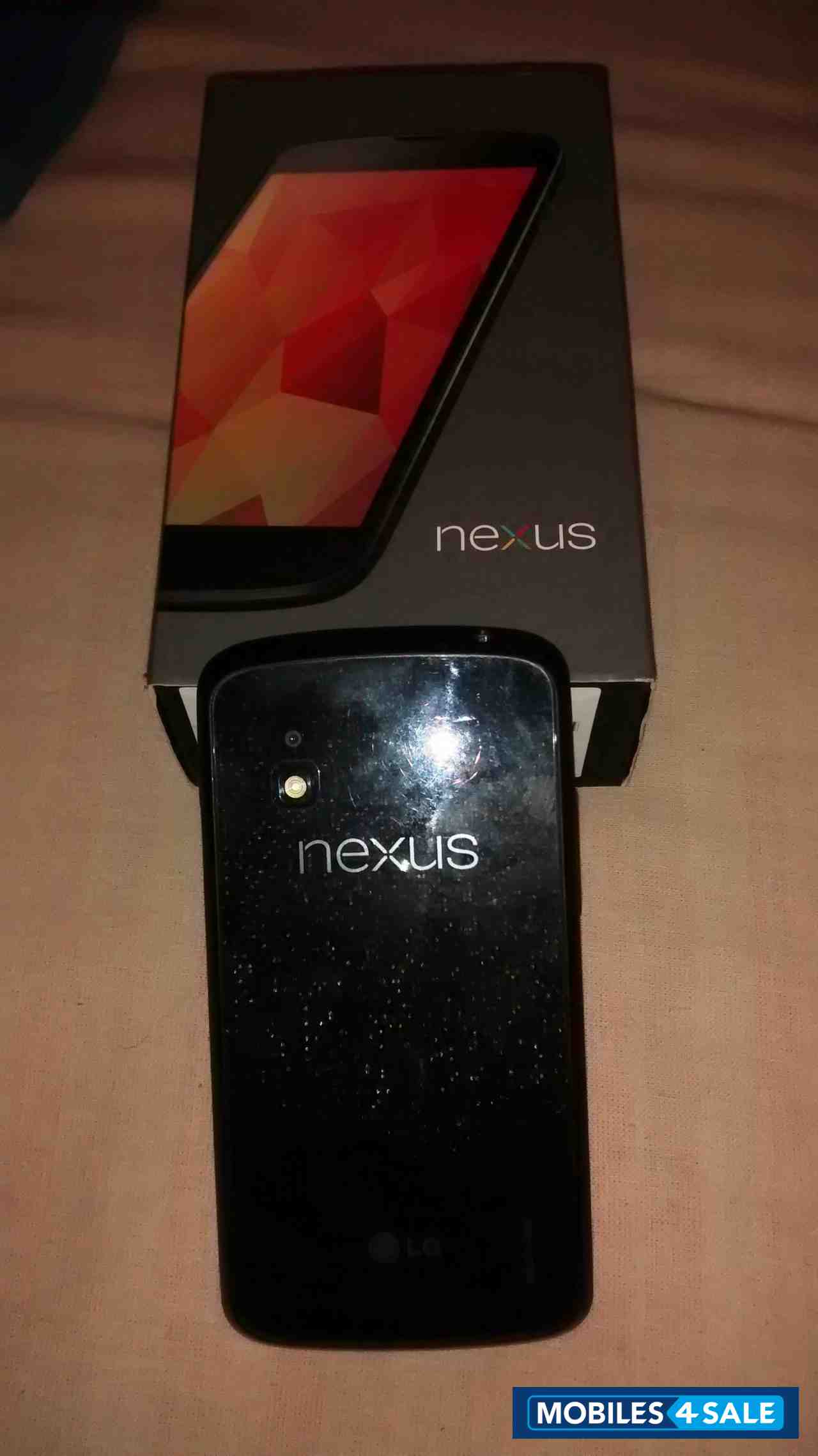Black LG Nexus 4