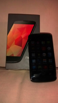 Black LG Nexus 4