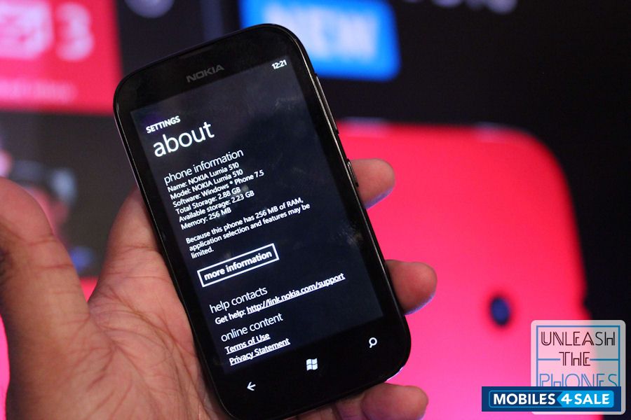 Black Nokia Lumia 610 Black Nokia Lumia 610