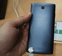 Black Oppo Neo