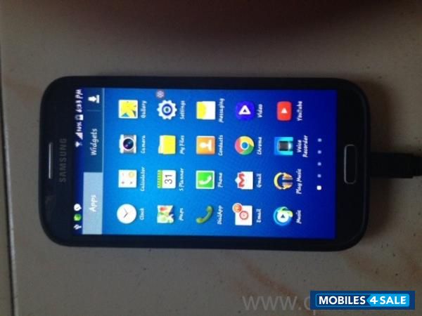 Blue Samsung Galaxy S4