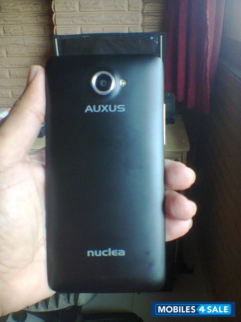 Black IBerry Auxus Nuclea X