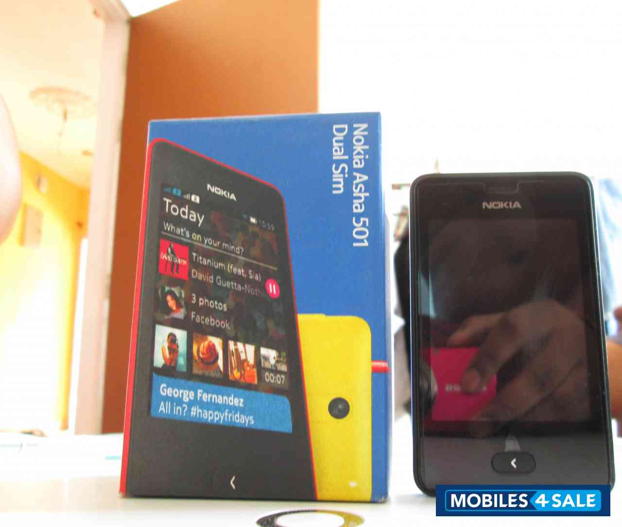 Black Nokia Asha 501
