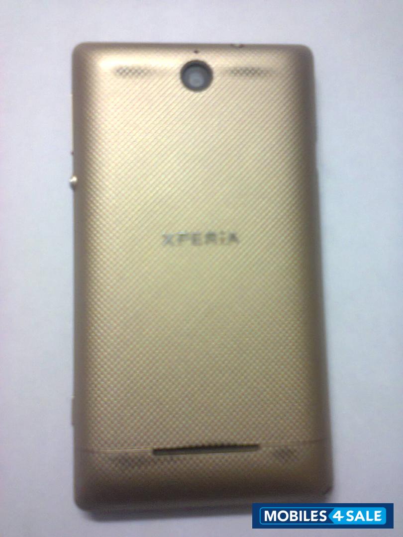 Golden Sony Xperia C