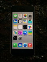 White Apple iPhone 4S