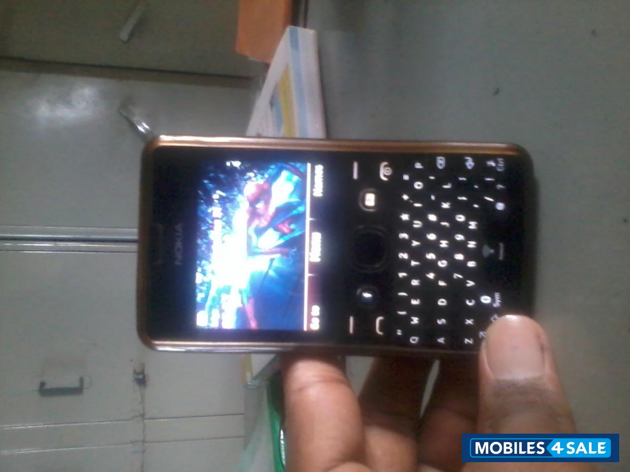 Black Nokia Asha 210