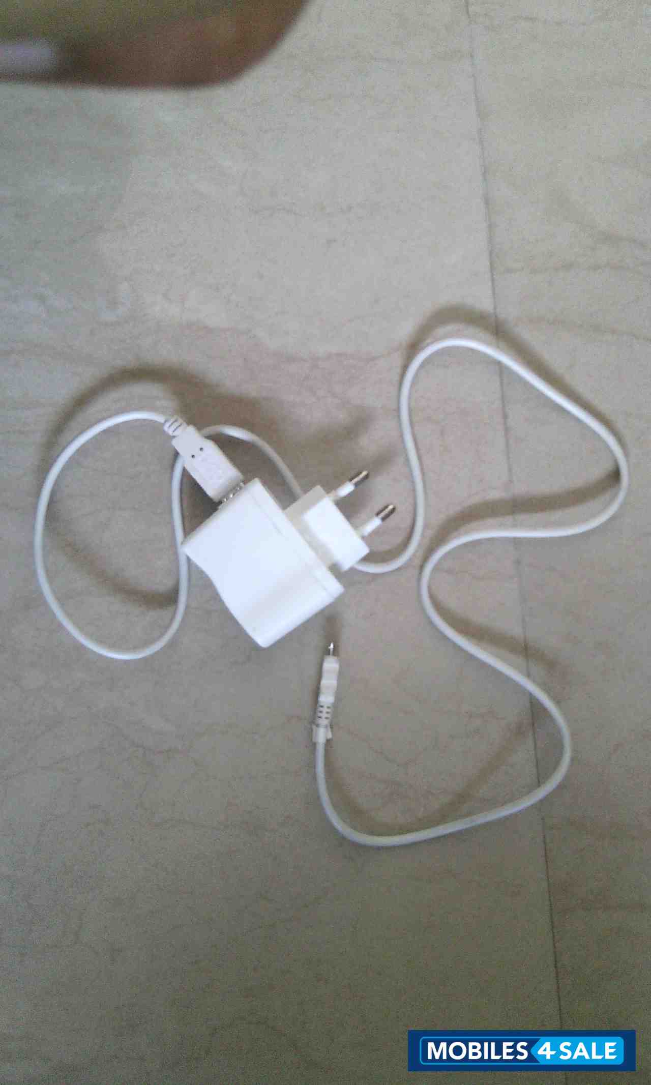 White Micromax Canvas 2 A110 White Micromax Canvas 2 A110