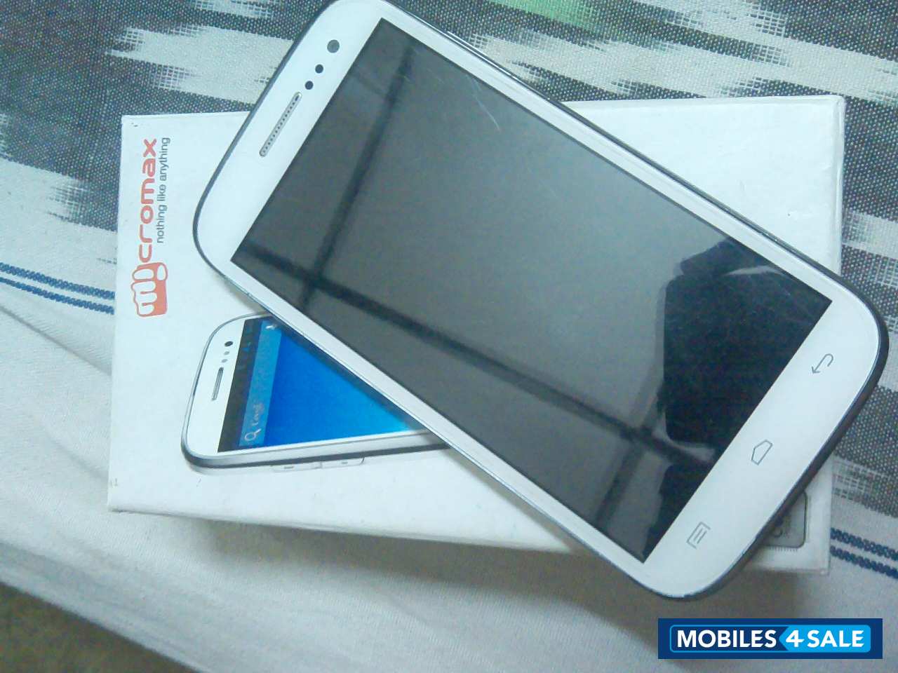 White Micromax Canvas HD A116