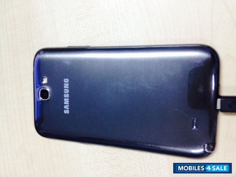 Black Samsung Galaxy Note 2