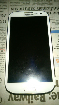 White Samsung Galaxy S3