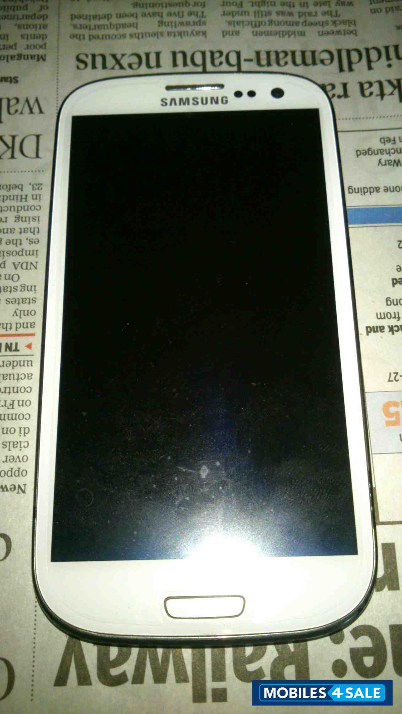 White Samsung Galaxy S3