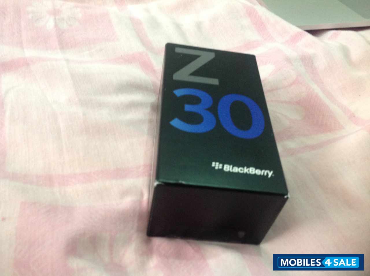 Black BlackBerry Z30