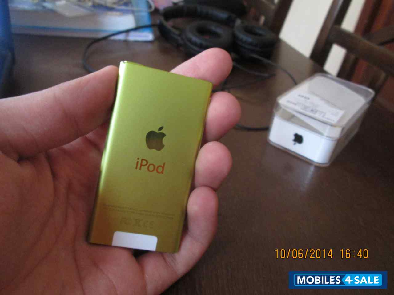 Light Green Apple iPod Light Green Apple iPod