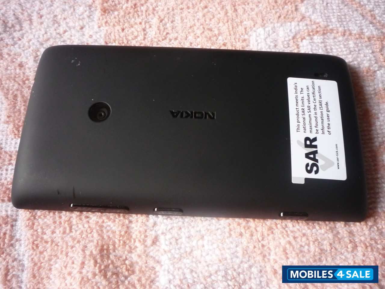 Black Nokia Lumia 520