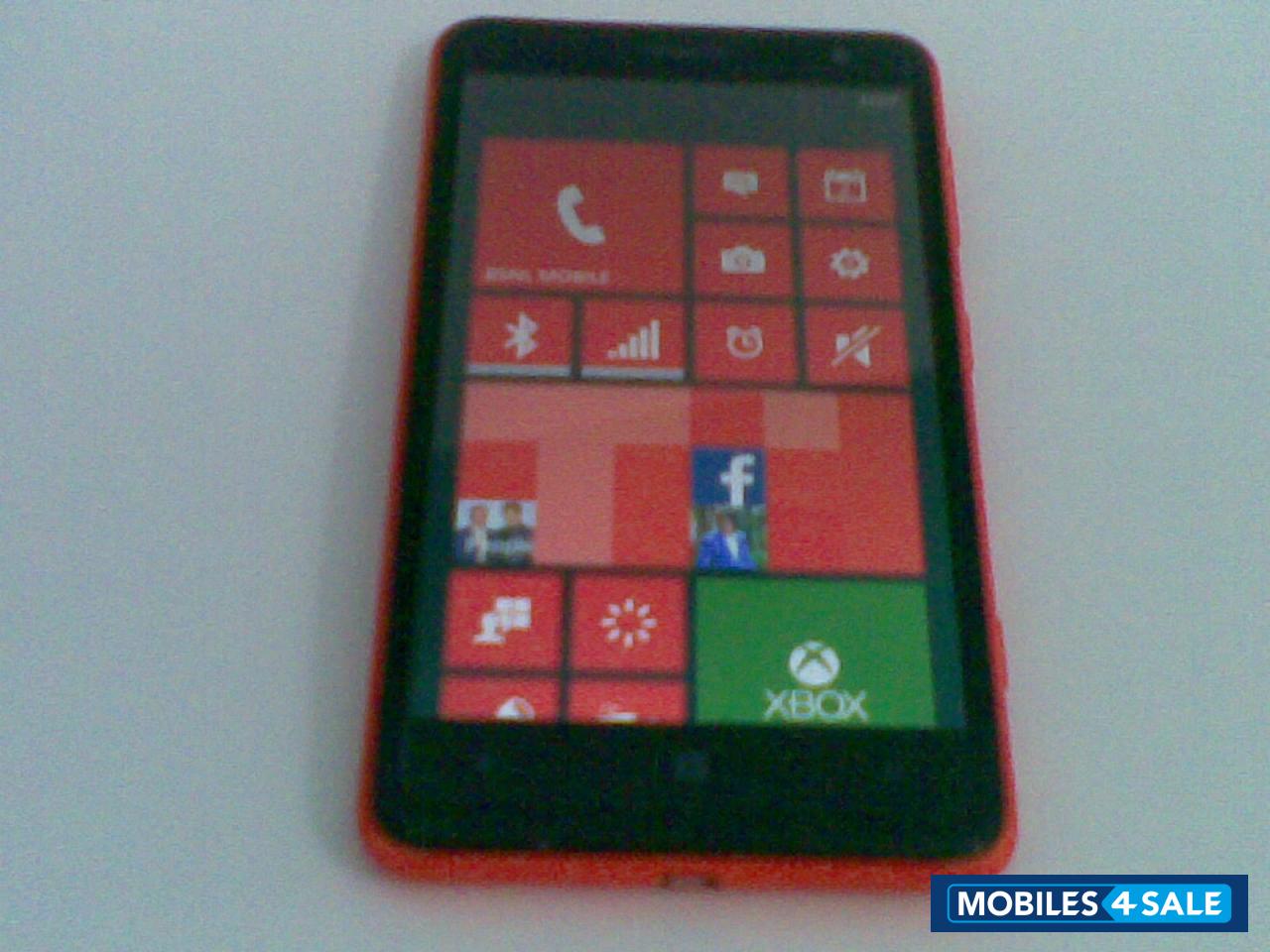 Red Nokia Lumia 625