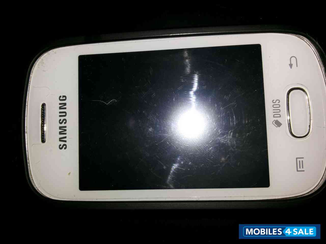 White Samsung Galaxy Star