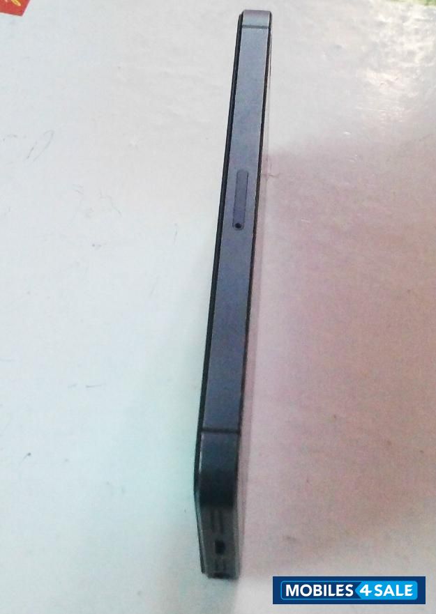 Apple iPhone 5 Apple iPhone 5