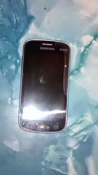 Black Samsung Galaxy Trend