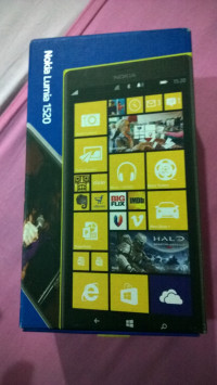 Yellow Nokia Lumia 1520