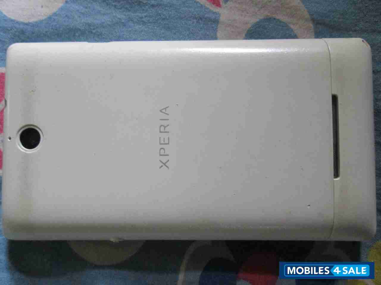 Sony Xperia E