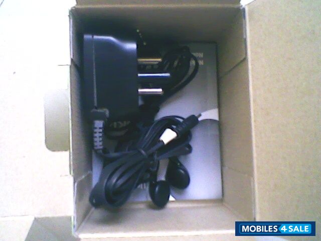 Black Nokia 1650 Black Nokia 1650