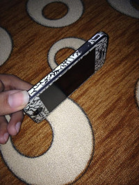 Black Apple iPhone 4