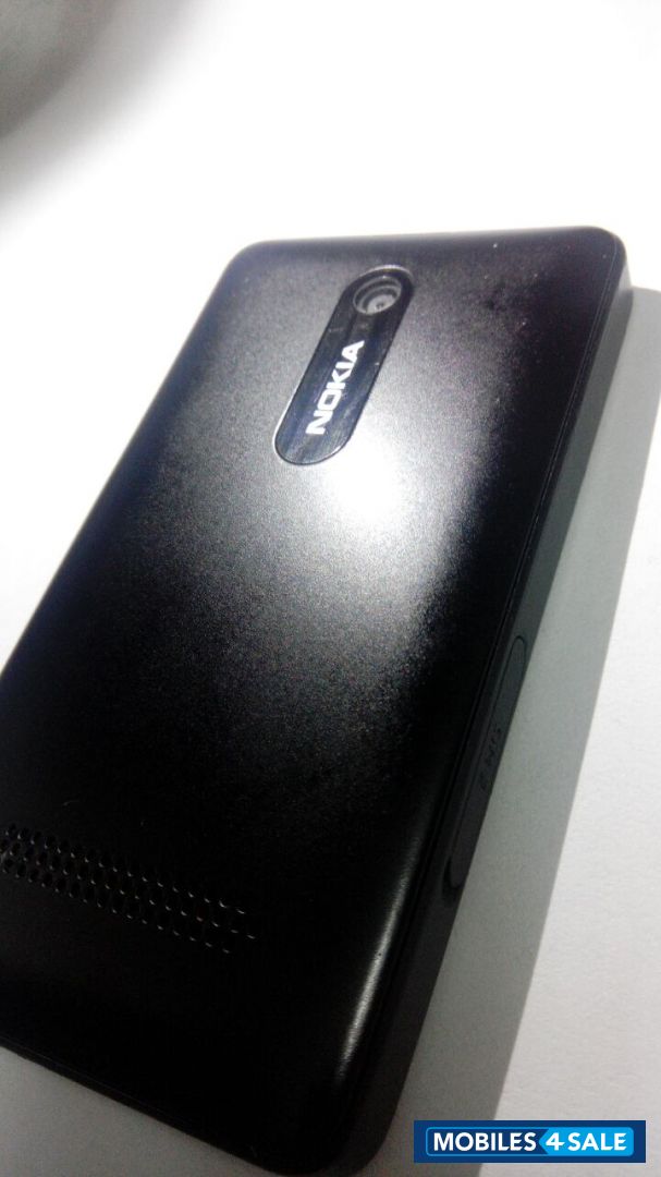 Black Nokia Asha 210