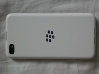White BlackBerry Z30