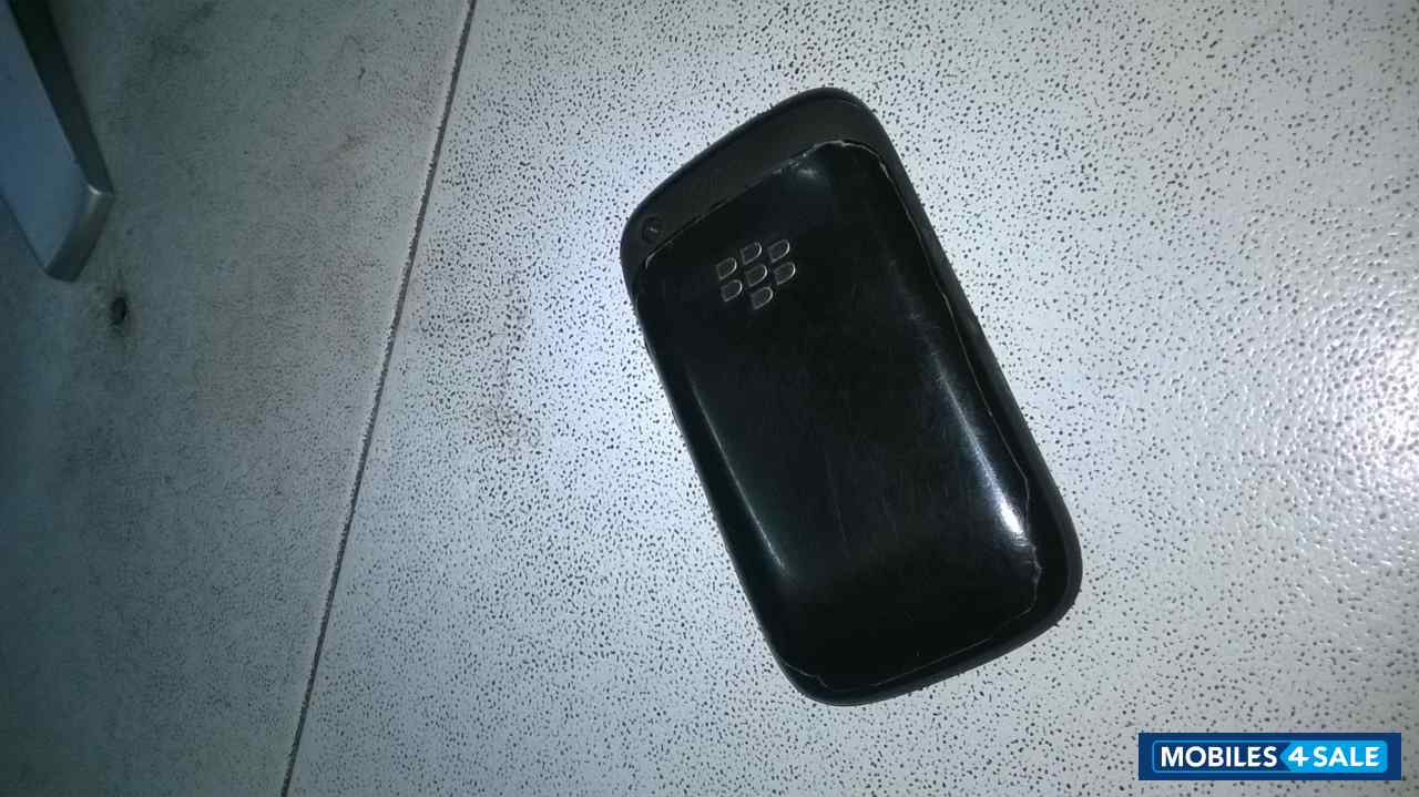 Black BlackBerry Curve 9220