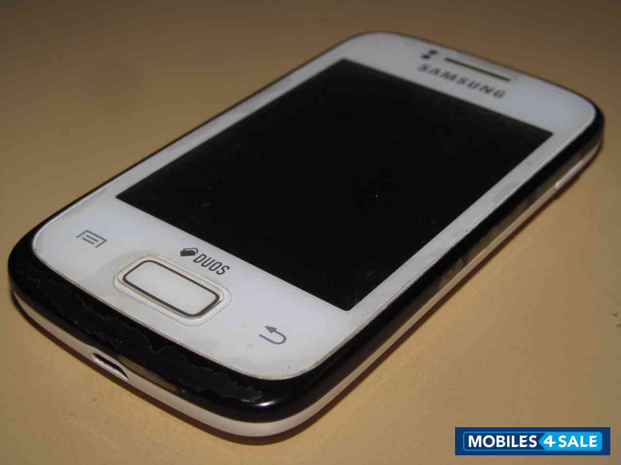 White Samsung Galaxy Y Duos S6102