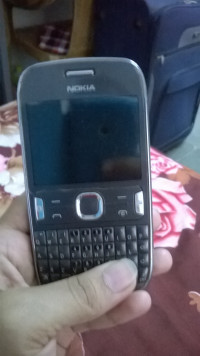Black Nokia Asha 302