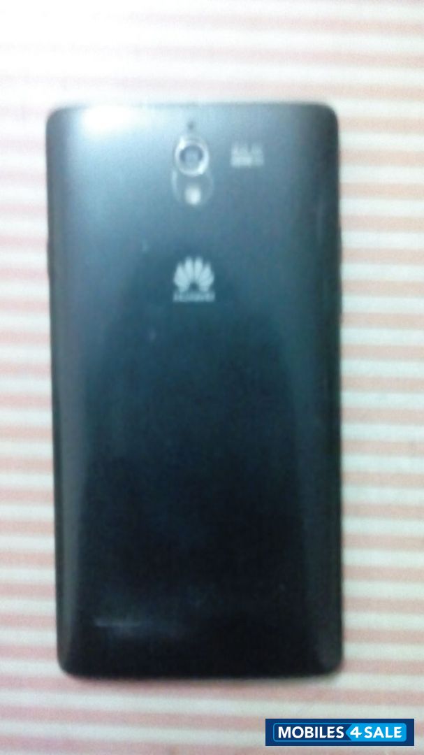 Black Huawei Ascend G700