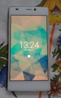 White Gionee Elife S5.5