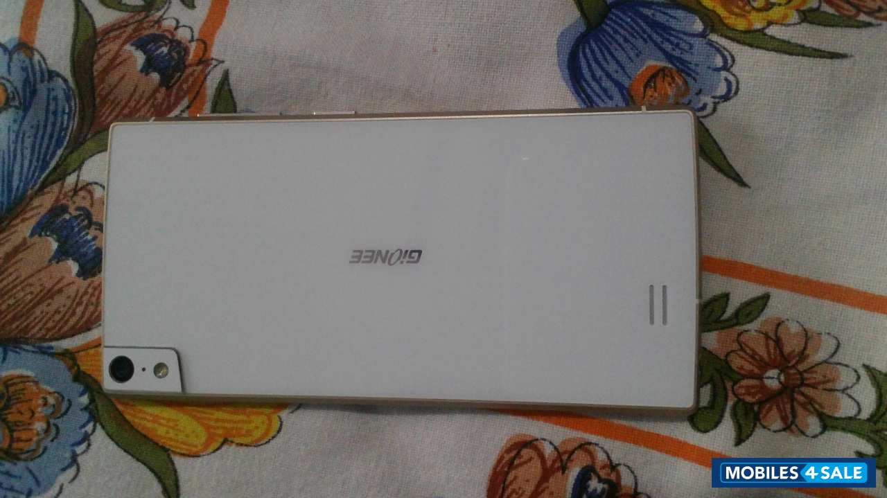 White Gionee Elife S5.5