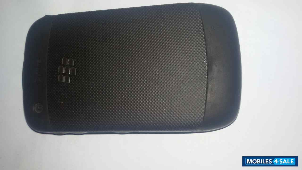 Black BlackBerry Curve 9300