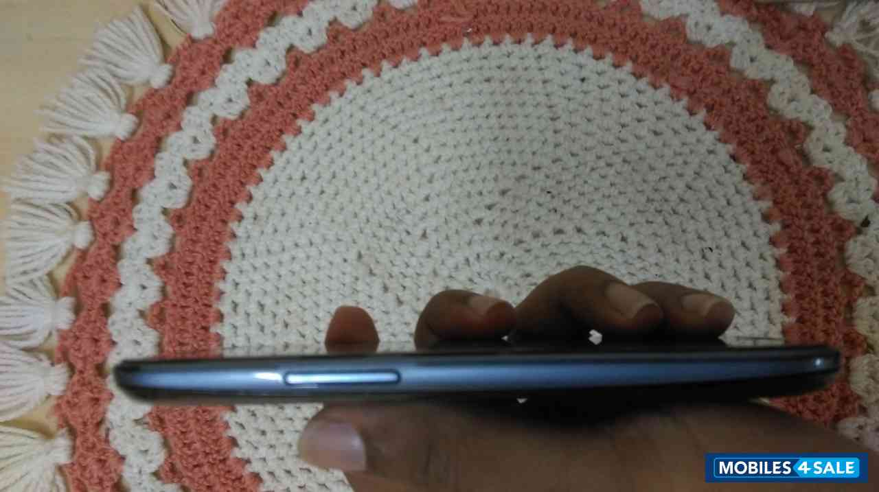 Blue Samsung Galaxy S3