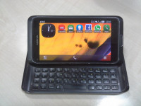 Black Nokia E7-00