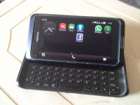 Black Nokia E7-00