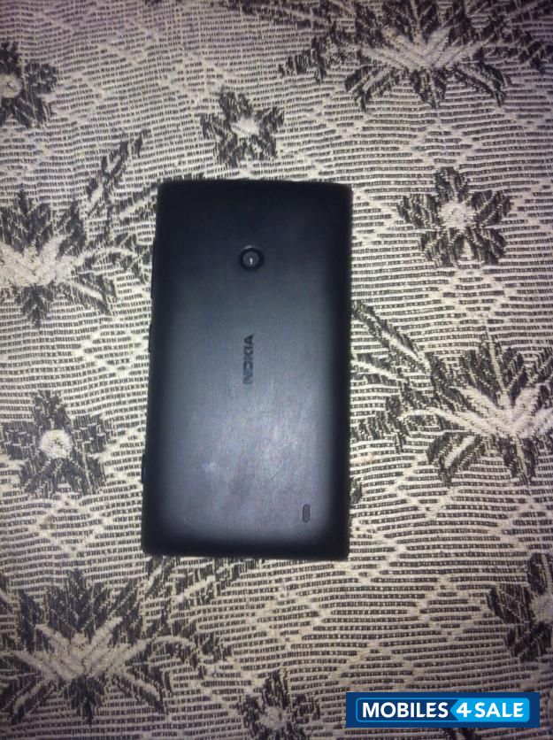 Black Nokia Lumia 520