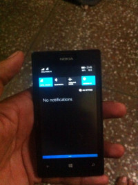 Black Nokia Lumia 520