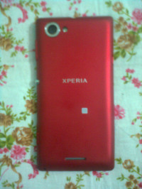 Red Sony Xperia L