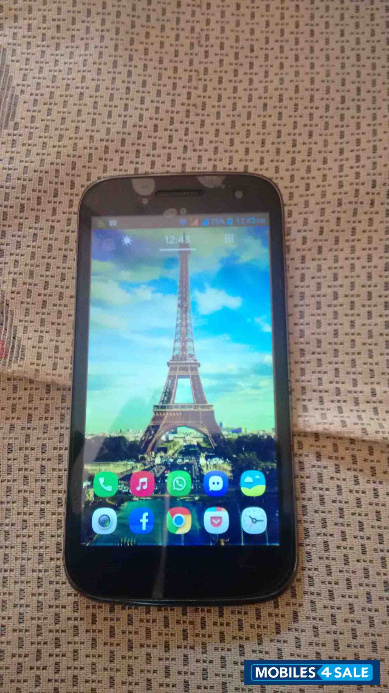 White Micromax Canvas HD A116