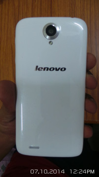 White Lenovo S820