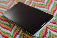 White Huawei Honor 3C