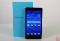 White Huawei Honor 3C