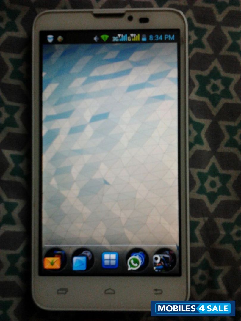 White Micromax Canvas Doodle A111
