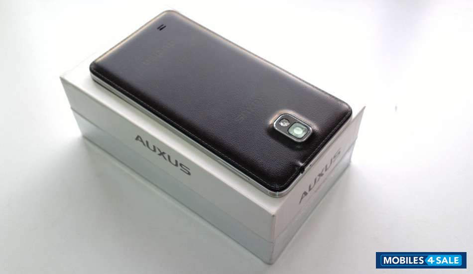 Black IBerry Auxus Nuclea N2
