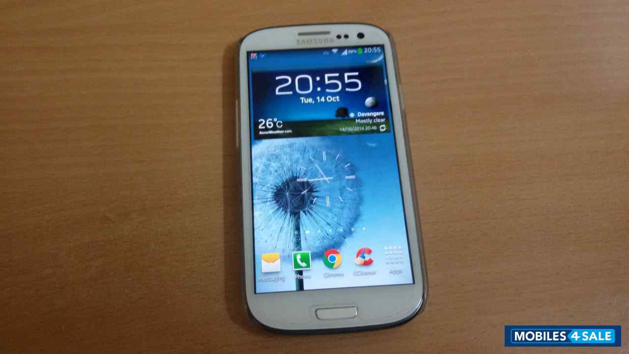 White Samsung Galaxy S3